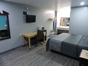 Basic Triple Room