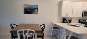 Dining - Stunning Golf Resort, Beautiful brand new 2 BR, 2 Bath and a den condo.  (Venice)