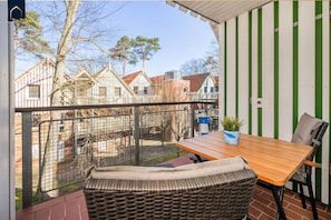 Outdoor dining - Seeblick - Ferienwohnung Leuchtturm (Koserow)