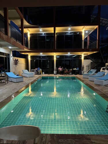 Kampot 4 Private guest-suites with pool
Very cozy,  only 1.5 km to old town area