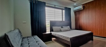 Cozy Rooms Near ISB Airport Located in Sector F-15/2 