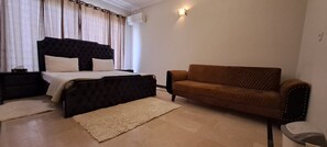 3 bedrooms, iron/ironing board, WiFi, bed sheets - Cozy Rooms Near ISB Airport Located in Sector F-15/2  (Islamabad)