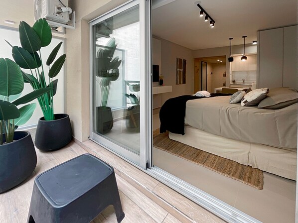 Apartment, 1 Bedroom, Accessible, Smoking | 1 bedroom - Estudio Moderno y Acogedor en San Telmo con Piscina y Servicios Exclusivos (Buenos Aires)