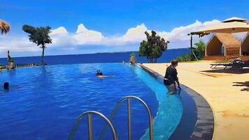 Piscina externa