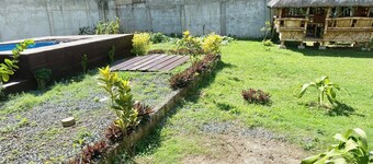 Milani's Bed & Breakfast (mini resort). 8km from Tagayaty City. 