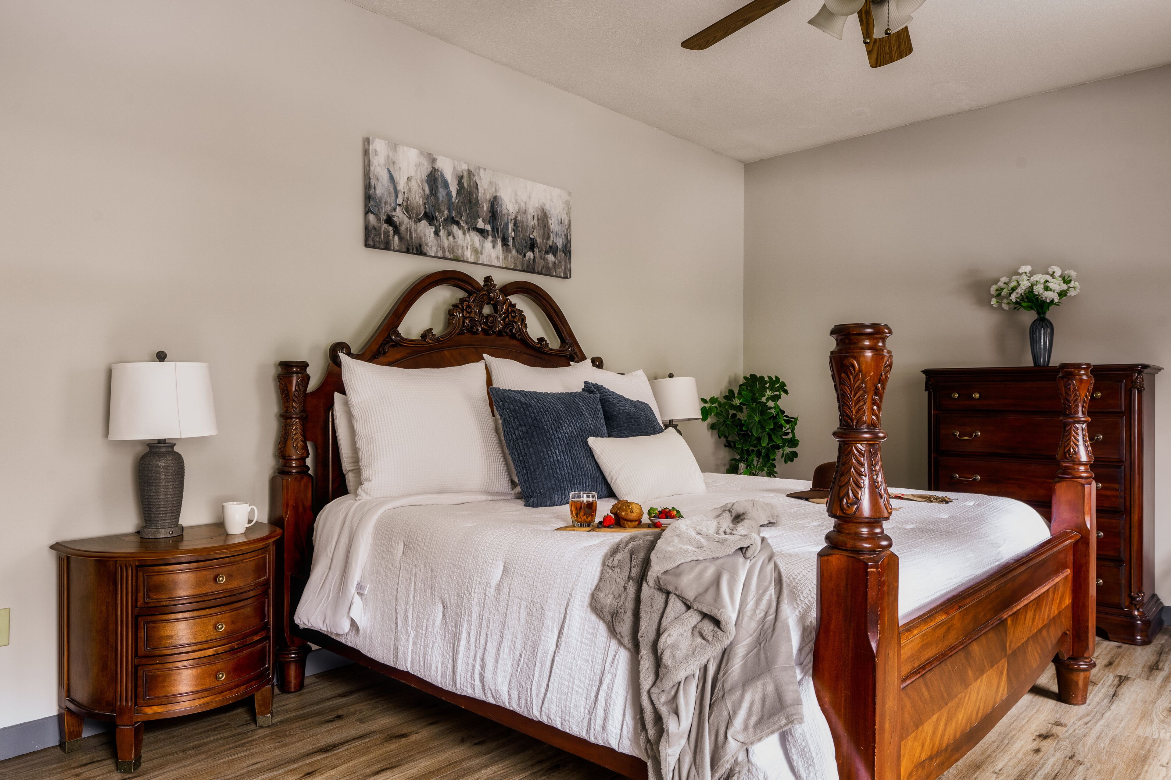 3 chambres, fer et planche à repasser, lit parapluie, Wi-Fi gratuit