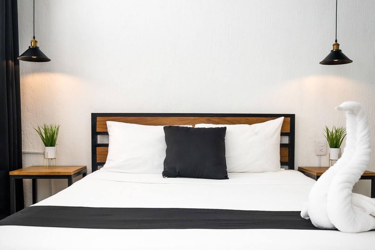 In-room safe, iron/ironing board (on request), WiFi (free), bed sheets