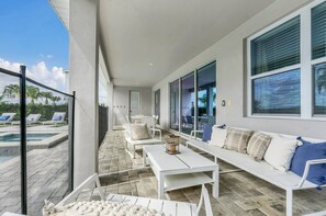 Outdoor dining - 8BR Spectacular Villa • Games Room • Near Disney (Kissimmee)
