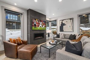 TV, fireplace, offices