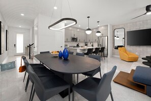 Apartment (VOR5340AA: 4 Bed, Foodie's Fantasy, P) | Exterior - Vor5340aa: 4 Bed, Foodie's Fantasy, Pool (Orlando)