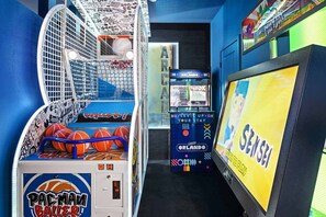 Exterior - Vor5503aa: 9 Bed, Candy, Toy Box, Theater (Orlando)