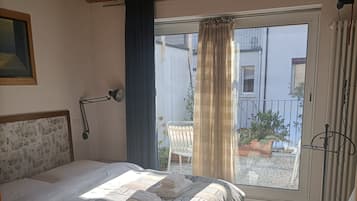 Comfort maisonnette, 2 slaapkamers | Een bureau, gratis wifi