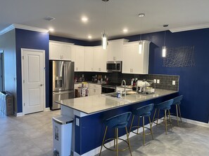 Private kitchen - Secluded Luxury: Private Pool Villa Near Disneyland (Kissimmee)