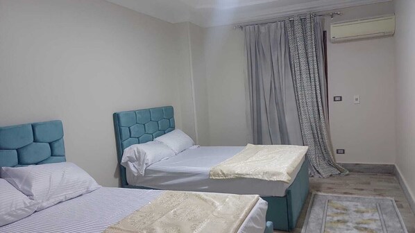 4 sovrum, skrivbord, strykjärn/strykbräda och gratis wi-fi