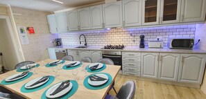 Private kitchen - Private pool in Albufeira, Algarve, Portugal (Albufeira)