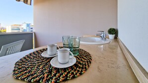 Apartemen, 1 kamar tidur, balkon, pemandangan samudra | Interior