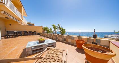 Sky & Sea The House by the Beach