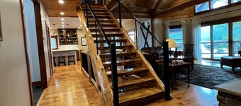 The Lake House on Otisco Lake, stunning family getaway