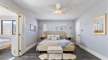 4 habitaciones, tabla de planchar con plancha y cuna de viaje