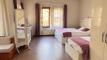 Minibar, wifi gratis y ropa de cama