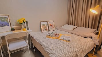 Basic Room | Premium bedding, pillowtop beds, desk, free WiFi