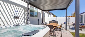 Heber Getaway | Hot Tub | Pet-Friendly | Game Room