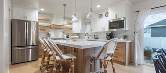 Heber Getaway | Hot Tub | Pet-Friendly | Game Room