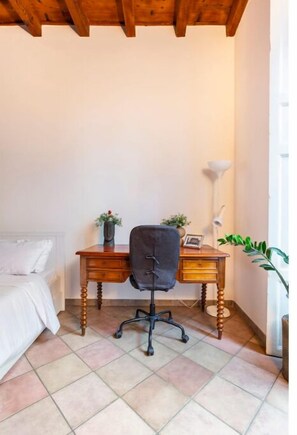 Interior - 2 bedroom apartment in milan (Milano)