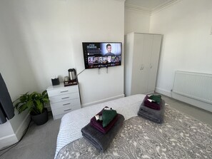 1 habitación y caja de seguridad en la habitación 