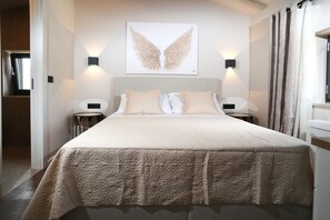 3 bedrooms, in-room safe, blackout curtains, iron/ironing board - Olive Garden Paradise with Swimming pool (Rovinj)