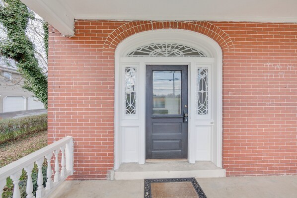 Apartment (2 Bedrooms) | Interior - 15 Mi to Amish Village: Cozy Lancaster Apt! (Lancaster)