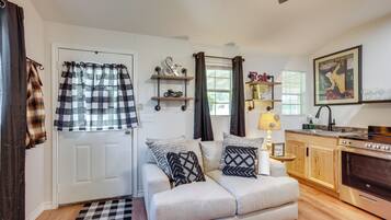 Cottage (1 Bedroom) | Interior