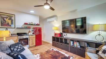 Cottage (1 Bedroom) | Interior