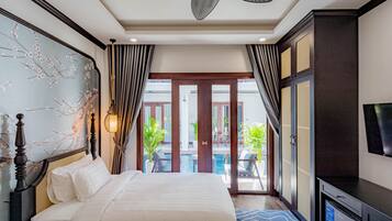 Phòng 2 giường đơn phong cách cổ điển | Két bảo mật tại phòng, bàn, màn/rèm cản sáng, phòng cách âm