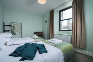 4 sovrum, strykjärn/strykbräda, wi-fi och sängkläder