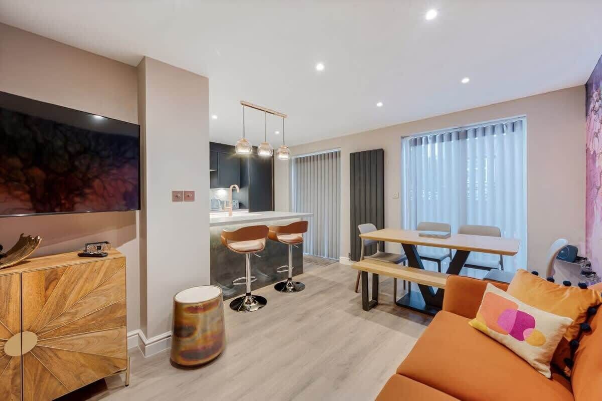 TV, offices