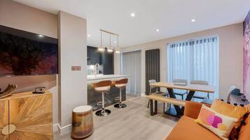 TV, offices