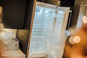 Interior - Host & Stay | The Pilgrim Coach House II (Liverpool)