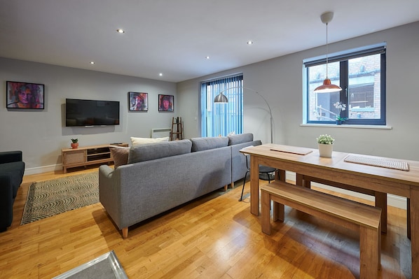 تلفزيون، مكتب