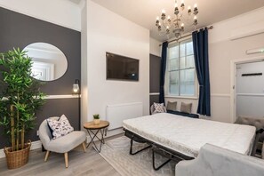 4 bedrooms, iron/ironing board, WiFi, bed sheets - Host & Stay | Seel Street Quarters (Liverpool)