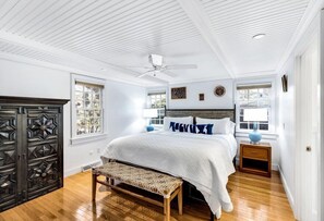 4 camere, ferro/asse da stiro, Wi-Fi gratuito, lenzuola