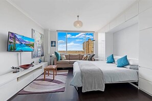 1 slaapkamer, een strijkplank/strijkijzer, wifi, beddengoed
