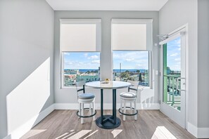 Dining - Ocean-View - Beach Service Included - Overlooking Boardwalk & Weekly Fireworks (Carolina Beach)