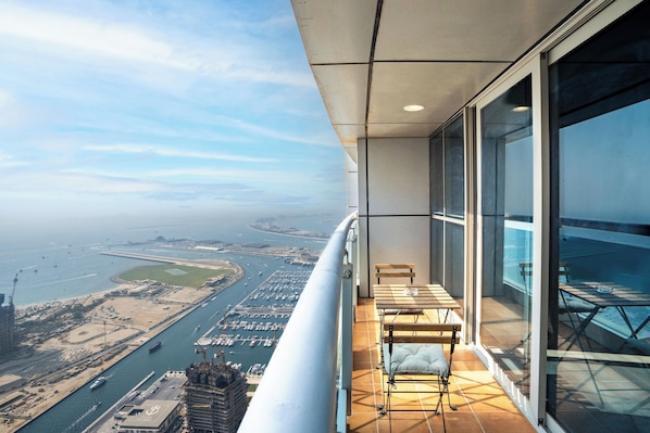 Panoramic Apartment | Terrace/patio - Lux BnB Princess Tower I Palm & Ocean Views (Dubai)