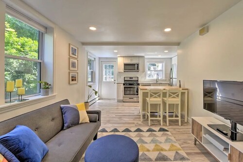 Vibrant Winthrop Apartment - Close to Ocean!