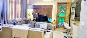 luxurious House + Garden to Feel at home in Heart of Islamabad Airport15 Min.