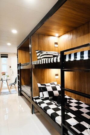 Basic Shared Dormitory, Mixed Dorm, Pool Access | 1 bedroom, free WiFi, bed sheets