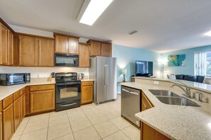 Villa (6 Bedrooms) | Interior - ~ 6 Mi to Disney: Kissimmee Vacation Villa w/ Pool (Kissimmee)