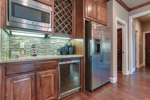 House (4 Bedrooms) | Interior - Pottsboro Group Getaway: Close to Lake Texoma! (Pottsboro)