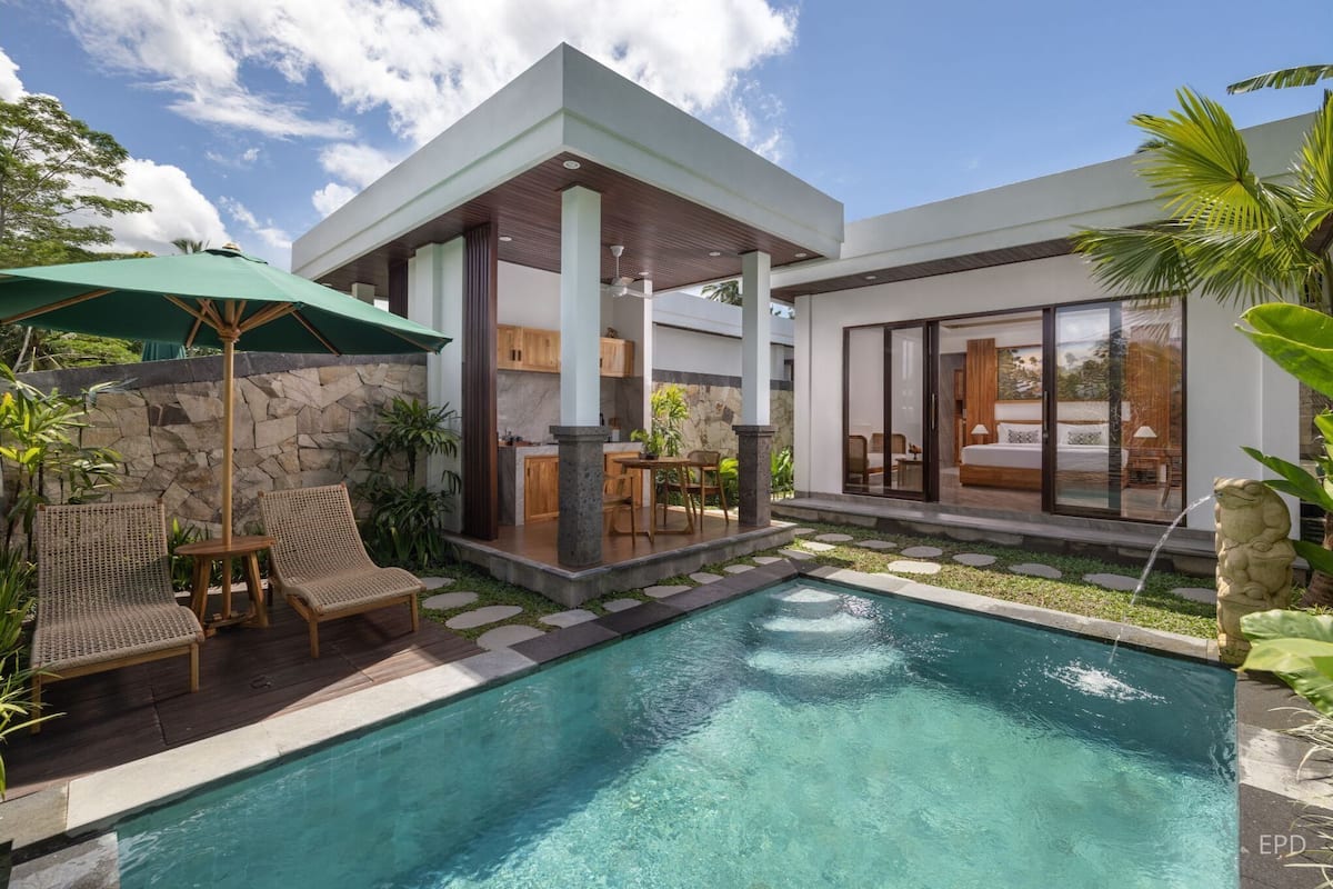 Jungle View Private Pool Villa | Pillowtop beds, minibar, desk, laptop workspace